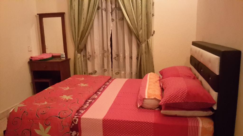 Roemahkoe Holidayhome Malacca Esterno foto